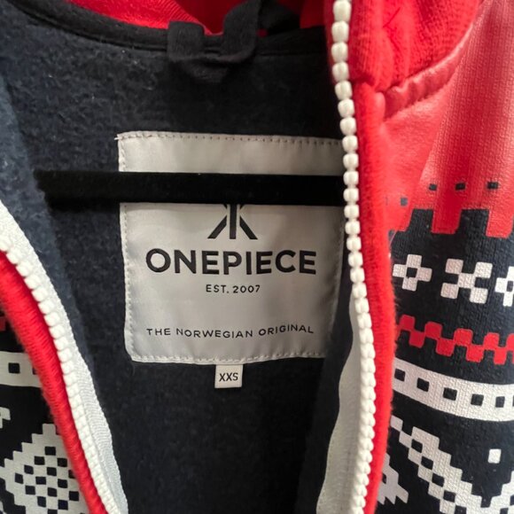 SOLD - NWOT $229 OnePiece Marius XXS Hoodie Jumpsuit Red Blue Norwegian - Picture 4 of 8